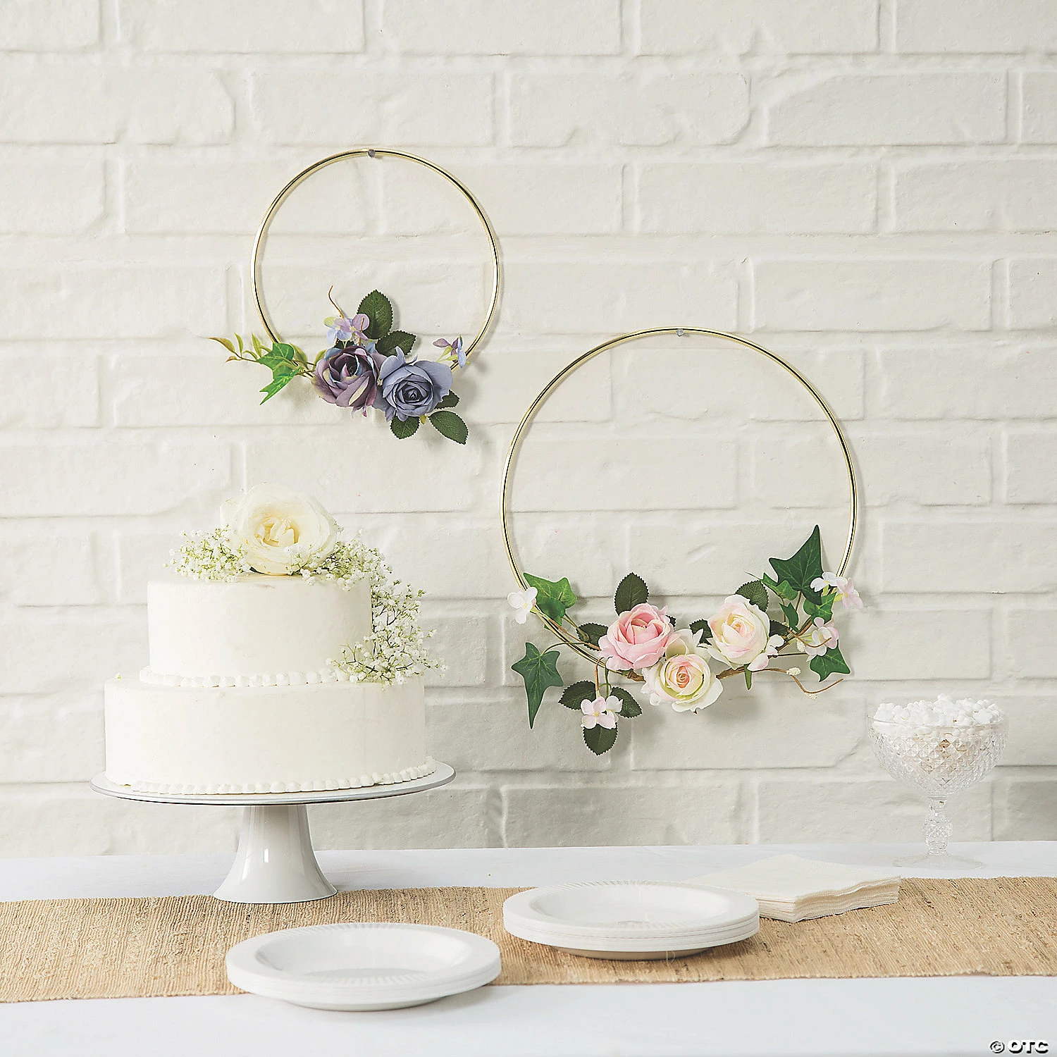 Flash Sale ❤️ Gold Hoop Decoration with Pink Floral Accents ❤️ - Image 2